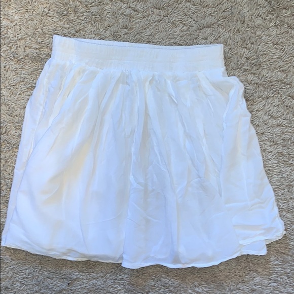 Brandy Melville Dresses & Skirts - Brandy Melville white skirt